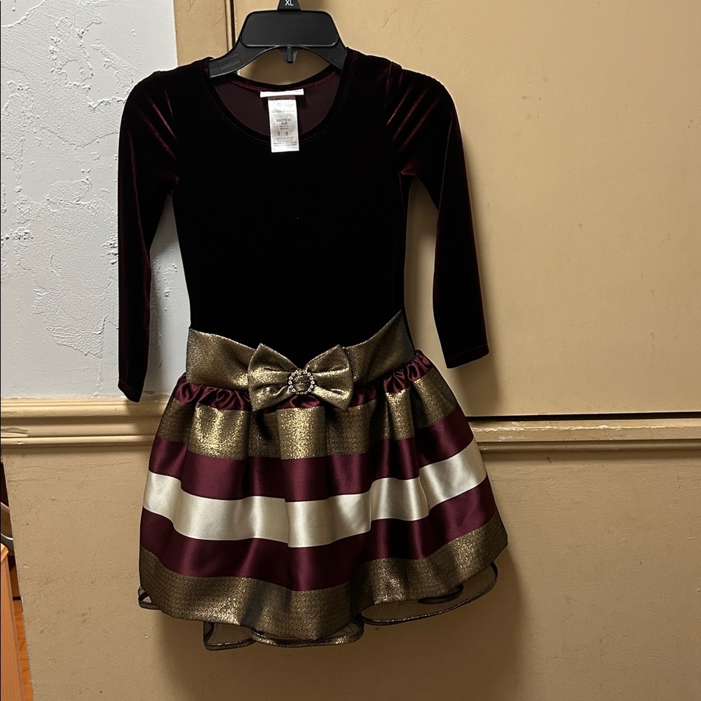 Bonnie Jean Elegant Burgundy and Gold Party Dress for special occasions. EUC